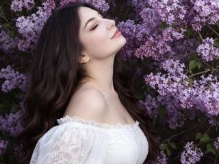 MileyMiln Hot Liveshows - Photo 10/11