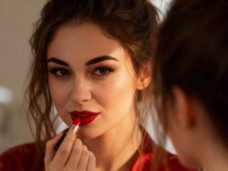 MileyMiln Image Gallery