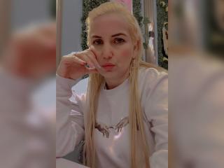 GiuliaAddams Image Gallery