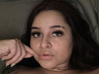 LucieRed Anal en Webcam Live - Photo 7/21