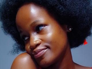 Watch  PieretteE live on XLoveCam