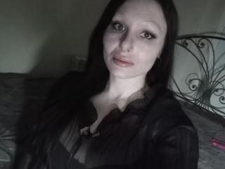 Watch  OllieInteresting live on XLoveCam