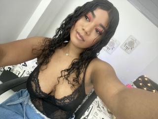 AvaJones69 Webcam Porno Live - Photo 9/14