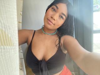AvaJones69 Webcam Porno Live - Photo 6/14