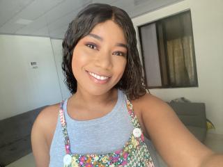 AvaJones69 Webcam Porno Live - Photo 5/14