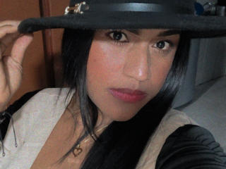 IvannaDuran Chatte en Chaleur - Photo 18/21