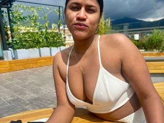 IvannaDuran Chatte en Chaleur - Photo 17/21