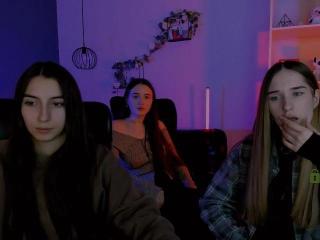 Watch  MilaCaseyKelly live on XLoveCam