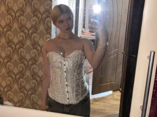 DelphineHambleton Amateur Live Cam - Photo 5/20