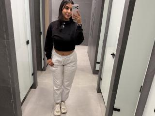 SarahPrincess Blowjob XXX Cams - Photo 18/21