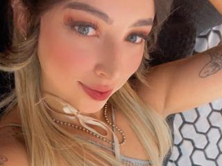 AnastasiaVolkov Webcam Porno Live - Photo 17/21