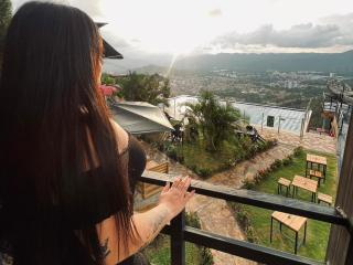AnnyBentleii Webcam Porno Live - Photo 8/21