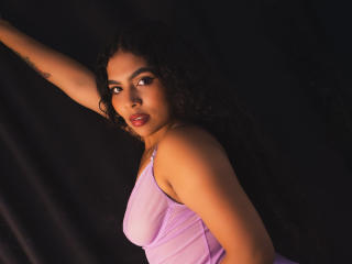 AshlyCorines Webcam Porno Live - Photo 4/21