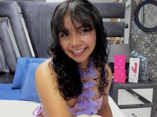 JuliaBennett Show Porno en Live - Photo 6/21