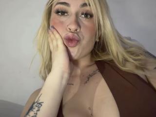 SammyViolet Fellation XXX Cams - Photo 17/21