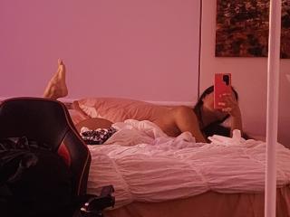 AuroraMonroe Webcam Porno Live - Photo 14/21