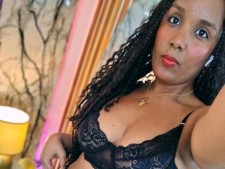 TheaBarker Love Webcams - Photo 11/21