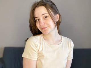 AdelinaGordo - Live sex cams model