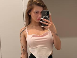 BarabaraWedemeyer - XLoveCam cam model profile and statistics