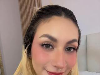EmilyRobertts Seins Liveshow - Photo 21/21