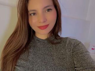 LinaFoxyHot Anal en Webcam Live - Photo 17/21