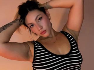 EmilyRobertts Seins Liveshow - Photo 17/21