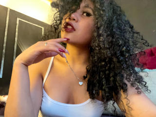SophieSonyas Blowjob XXX Cams - Photo 12/21