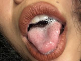 SophieSonyas Blowjob XXX Cams - Photo 8/21