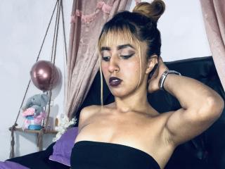 SophiaForeest Blowjob XXX Cams - Photo 10/21