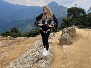 EliseMonet Seins Liveshow - Photo 4/21