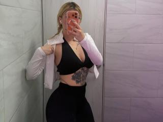 SammyViolet Fellation XXX Cams - Photo 7/21