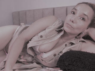 AmberDemons Webcam Porno Live - Photo 7/21