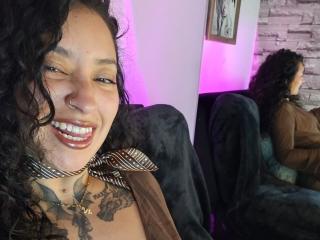 CarmilleZlata Webcam Sexe Direct - Photo 9/21