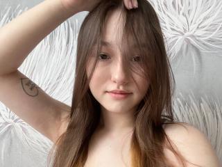 AnitraAmphy Webcam Porno Live - Photo 12/21