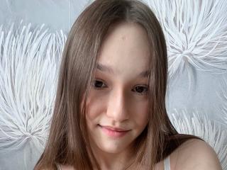 AnitraAmphy Webcam Porno Live - Photo 8/21
