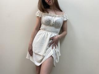 StellaNoir Blowjob XXX Cams - Photo 5/21