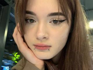 LianaKisses Anal Livecam - Photo 7/21