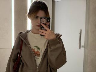 LianaKisses Anal Livecam - Photo 4/21