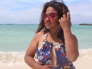 FaniAro Image Gallery