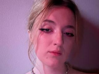 LunaBerryy Image Gallery