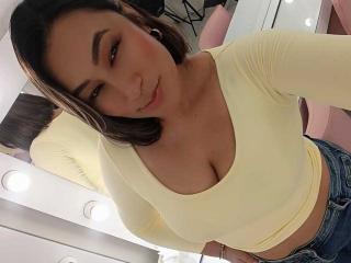EmaFoxy Image Gallery