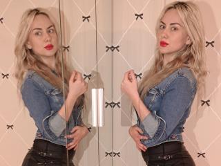Watch JenyShow Live on XLoveCam