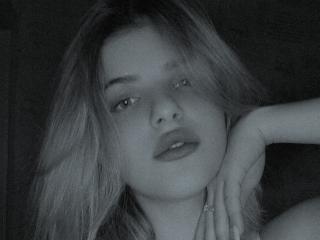 CoralieVonschriltz Image Gallery