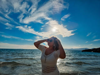 SallyVerda Blowjob XXX Cams - Photo 11/21