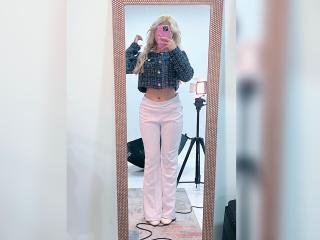SabrinaColle Blowjob XXX Cams - Photo 21/21