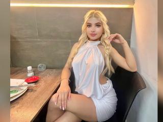 SabrinaColle Blowjob XXX Cams - Photo 19/21