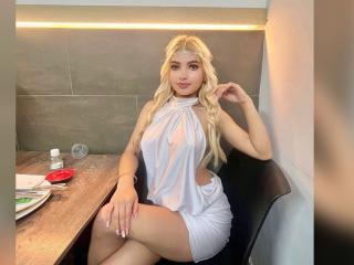 SabrinaColle Blowjob XXX Cams - Photo 4/21