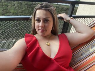 SamanthaGold Blowjob XXX Cams - Photo 15/21