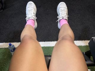 ScarlletZhen Blowjob XXX Cams - Photo 16/21