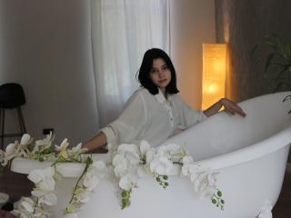LettyCurly Anal en Webcam Live - Photo 8/21